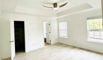 902 SW Navajo Dr, Bentonville, AR 72712