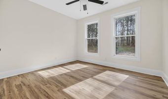 88 Pierce Rd, Albertville, AL 35951
