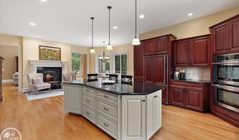 170 Fern Dr #11, Addison Twp., MI 48367
