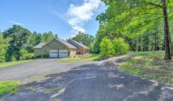 430 Watt Abbitt Rd, Appomattox, VA 24522
