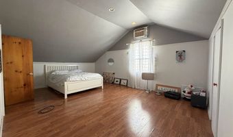 91 W 57TH St, Bayonne, NJ 07002