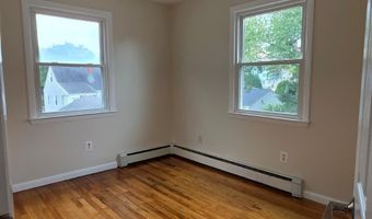 104 Yacht St, Bridgeport, CT 06605