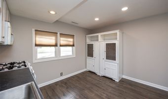209 4th St SE, Altoona, IA 50009