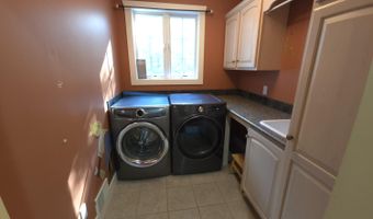 1225 Trowbridge Dr, Alpena, MI 49707