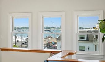433 Thames St E, Newport, RI 02840