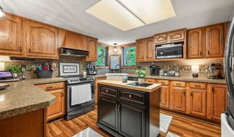 5627 Springhollow Ct, Avon, IN 46123