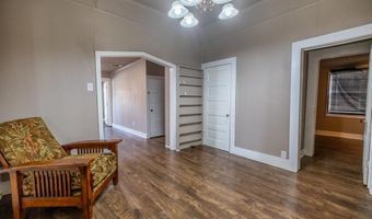 203 W Purdom Ave, Alvarado, TX 76009