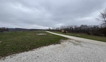 9123 E Pine Rd, Bloomfield, IN 47424