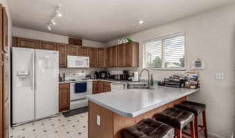 2039 Espana Way, Aurora, CO 80011