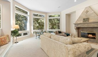 61841 E SALMON St, Brightwood, OR 97011