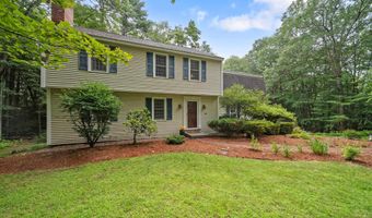 13 Holly Hill Dr, Amherst, NH 03031