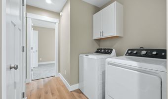 206 W Lincoln St, Ashley, IN 46705