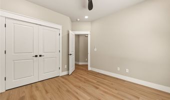 3 Newent Ln, Bella Vista, AR 72714