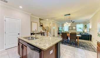 6322 LANTERN VIEW Pl, Apollo Beach, FL 33572