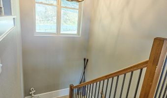 16728 Cabes Point Rd, Alexander, AR 72002