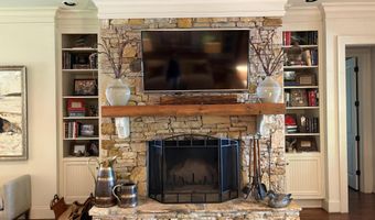 856 Windermere West Pkwy, Alexander City, AL 35010