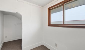 430 Bridge Ave, Alma, MI 48801