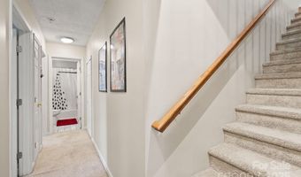 28 Foxberry Dr, Arden, NC 28704