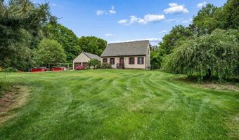240 Sandown Rd, Chester, NH 03036