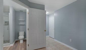 7518 SNOWPEA Ct #B, Alexandria, VA 22306