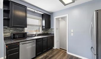 14861 Russell Ave, Allen Park, MI 48101