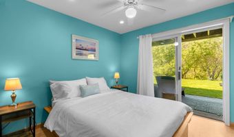 379 Bluff Rd 123, Amagansett, NY 11930