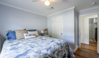 971 Laurel Cir, Barefoot Bay, FL 32976