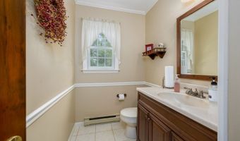 31 Stratfordshire Dr, Alloway, NJ 07461