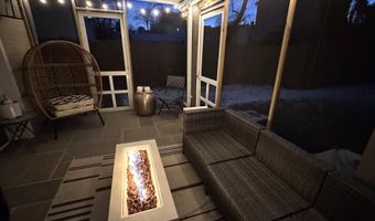 2120 S LOWELL St, Arlington, VA 22204