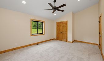 150 COLLEGE HEIGHTS Ct, Accident, MD 21520
