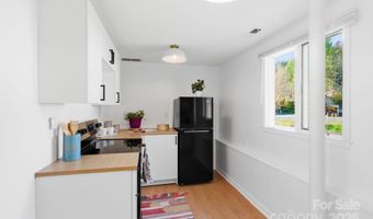 340 Dillingham Cir 1, Asheville, NC 28805