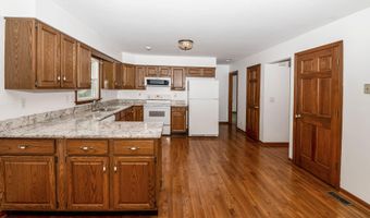 9382 Royal Oak Dr, Alexandria, KY 41001