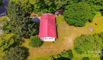 86 Pine Grove Dr, Andrews, NC 28901