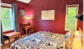 5 Durgin Cir, Campton, NH 03223