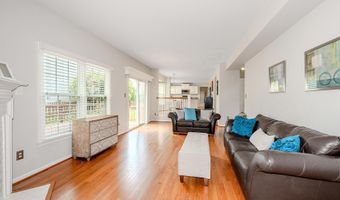 20624 CAMPTOWN Ct, Ashburn, VA 20147