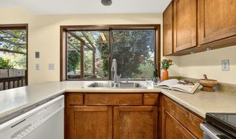 311 Glenn St, Ashland, OR 97520