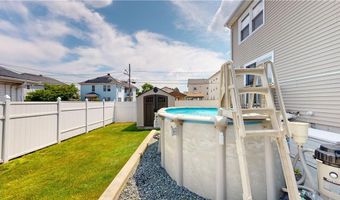 7 Notre Dame St, Central Falls, RI 02863