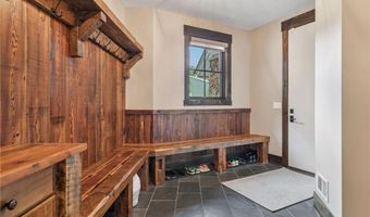 1099 Indian Trl S, Afton, MN 55001