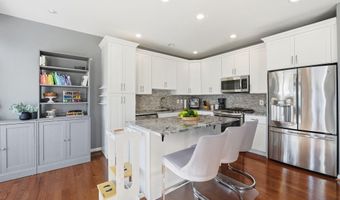 21480 TROWBRIDGE Sq, Ashburn, VA 20147