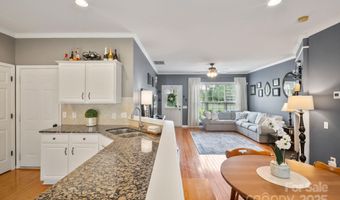 2143 Kaybird Ln, Charlotte, NC 28270