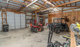 30421 Pueblo Ct, Adel, IA 50003