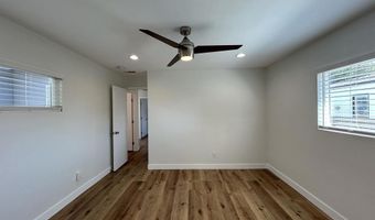 2501 Davis Ave, Carlsbad, CA 92008