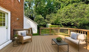 7208 EARLY St, Annandale, VA 22003