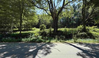 327 South Rd, Bethlehem, NH 03574