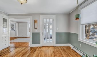 346 Lincoln St, Bangor, ME 04401