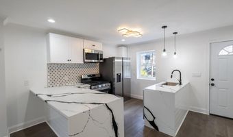 3905 8TH St, Baltimore, MD 21225