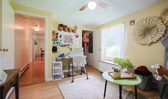 42 Hopkins Ave, Johnston, RI 02919