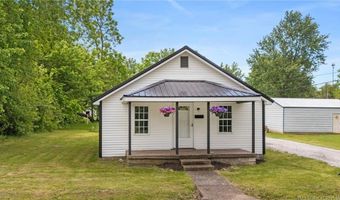 143 Rural St, Austin, IN 47102