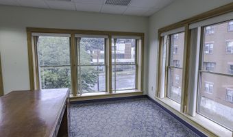 9 May St, Bangor, ME 04401
