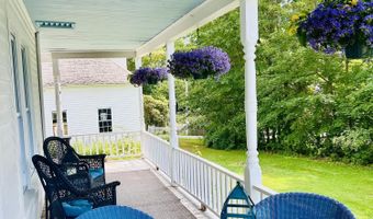 199 Foreside Rd, Falmouth, ME 04105